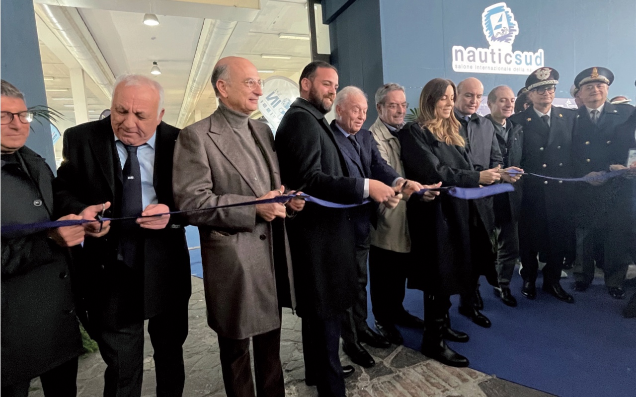 taglio nastro Nauticsud Gennaro Amato
