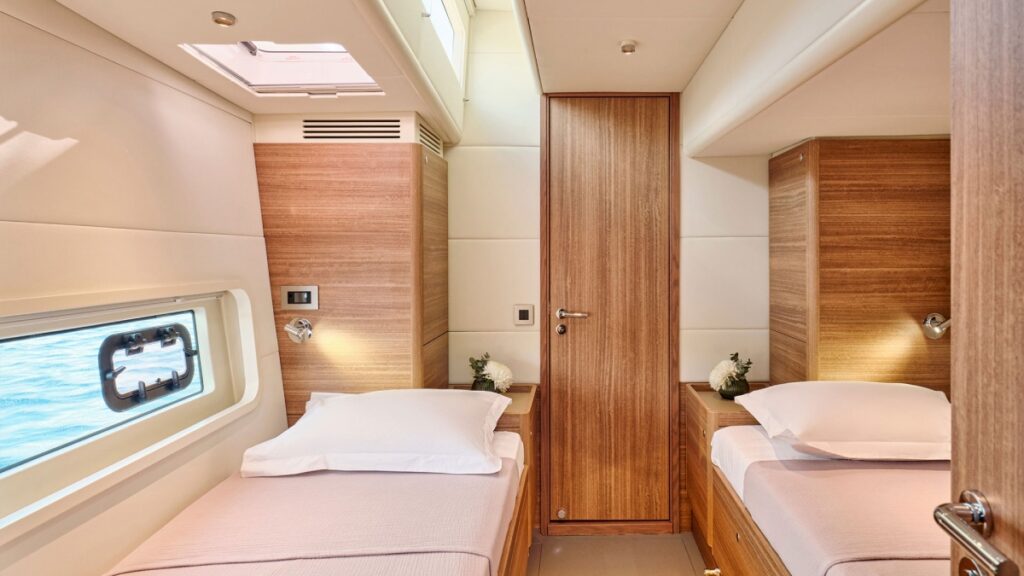cabina letti gemelli