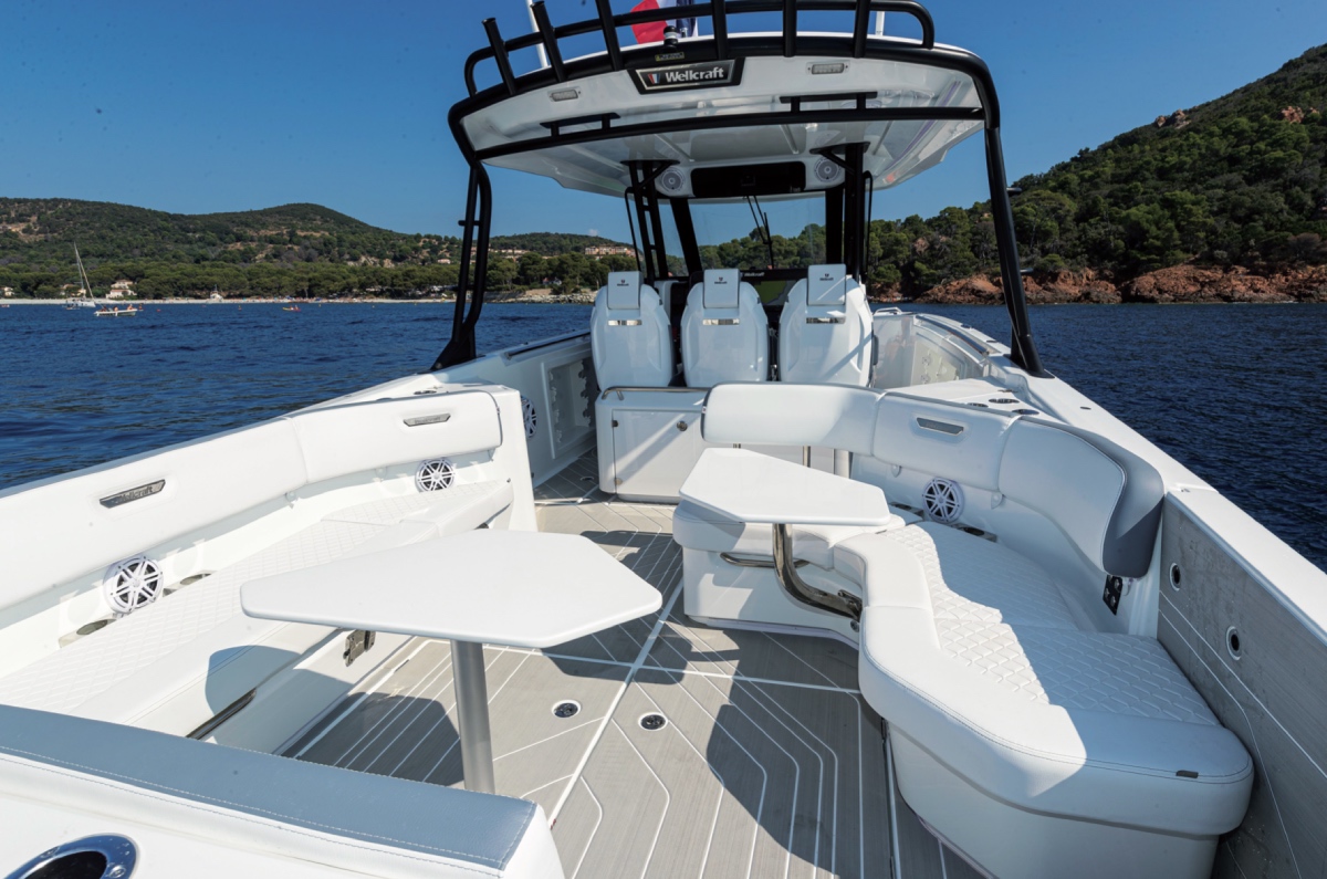 layout del wellcraft 38 T-top pozzetto di poppa