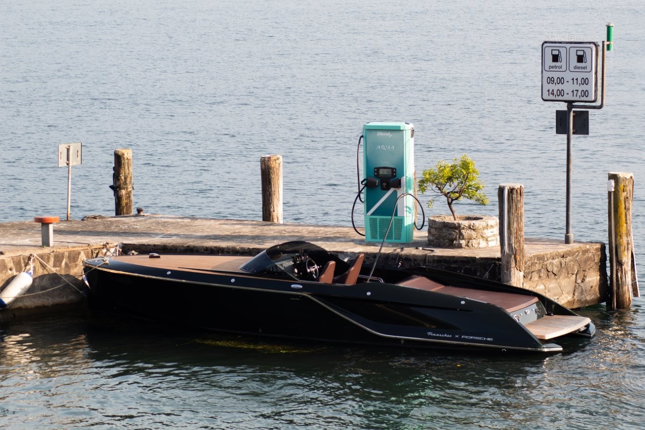 Aqua 75 DC Fast Charger_Nautica Feltrinelli (4)