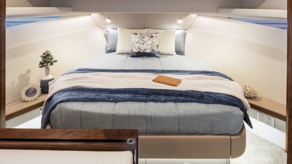 cabina armatoriale Riviera 4300