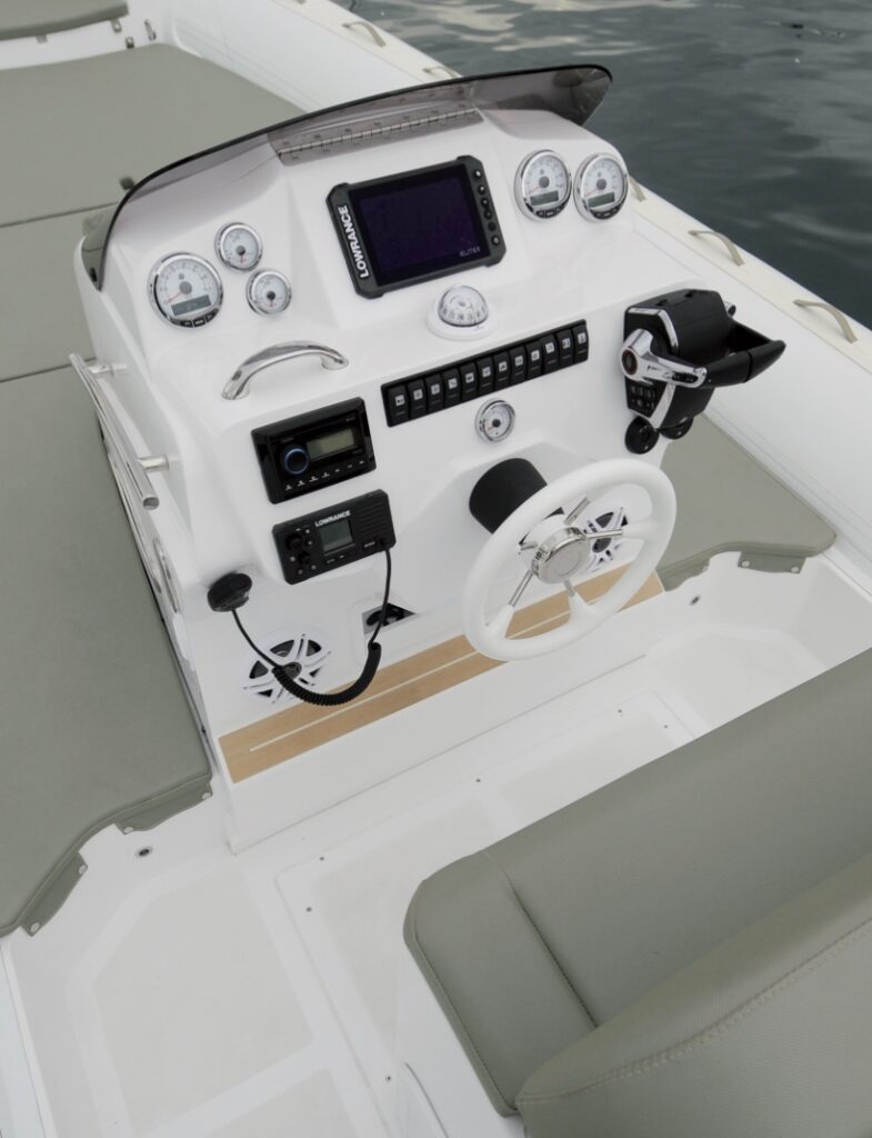 console di guida gommone