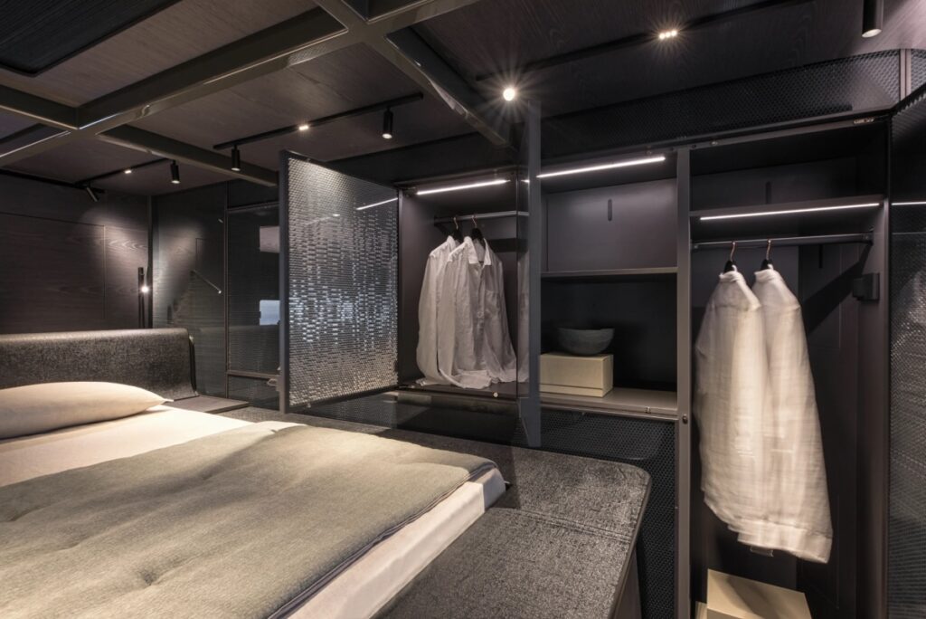 Interni catamarano Bluegame