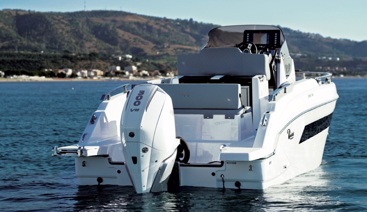 Mercury V8 300 cavalli