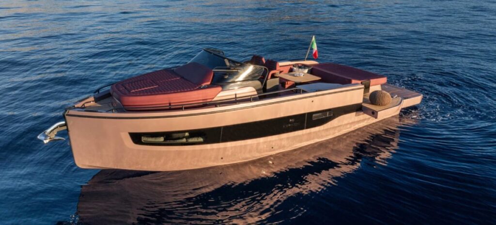 Cranchi A32 Luxury tender esterni