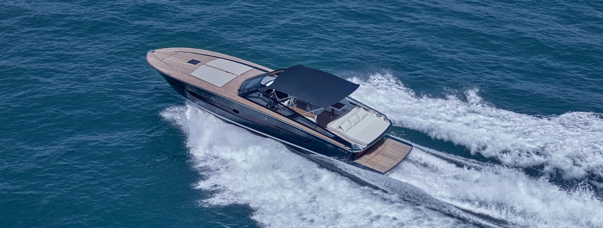 Itama 54 in navigazione