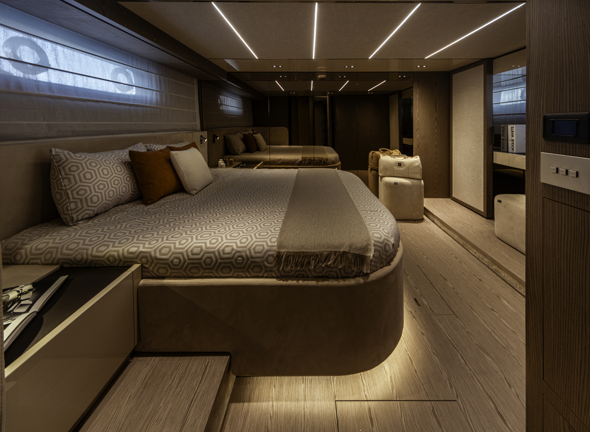 Lighting systems on board InvictusYacht_TT550 Courtesy Invictus Yacht