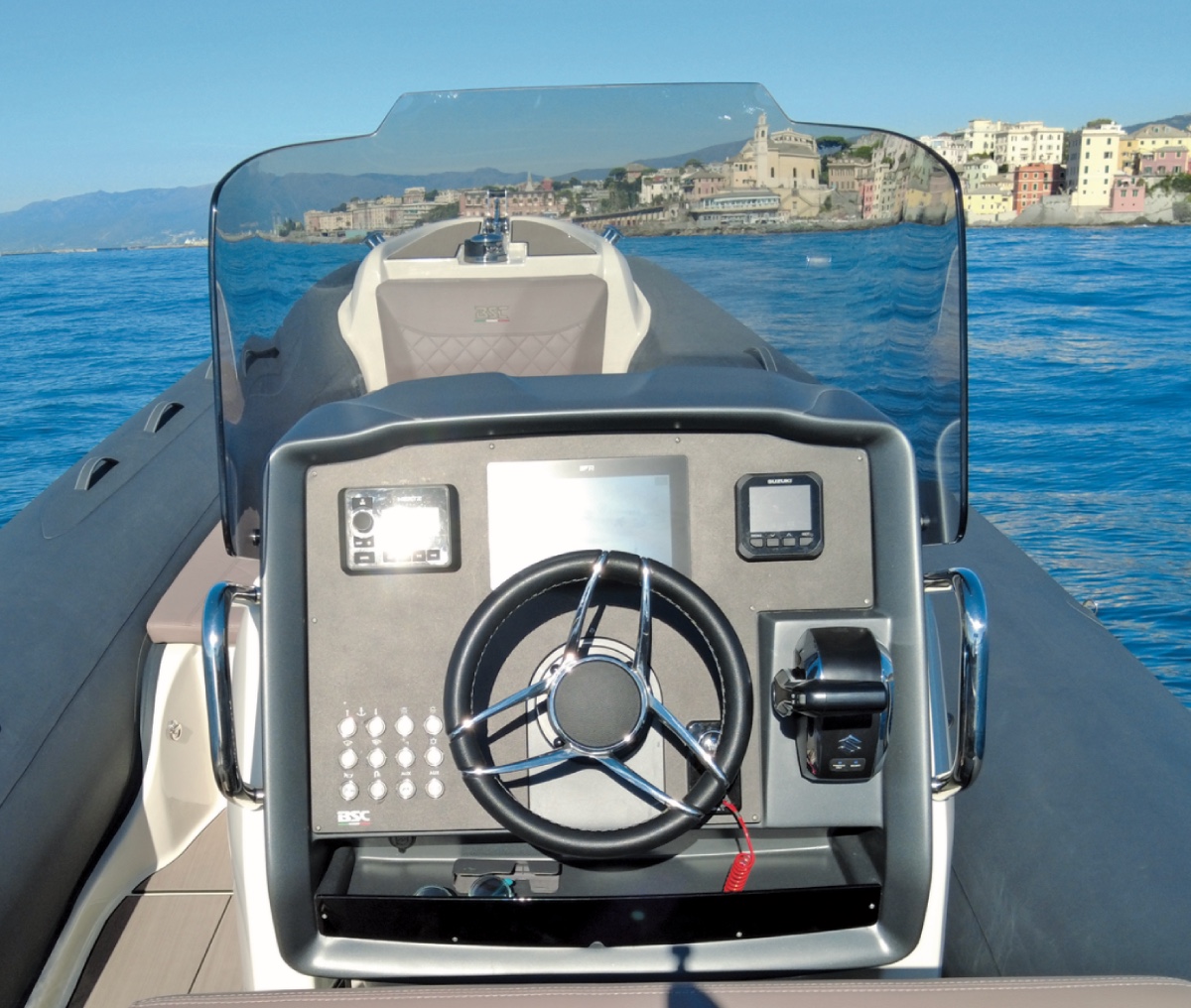 consolle di guida gommone 8 metri
