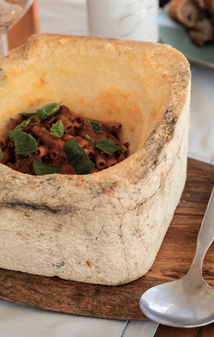 pasta con totani nella forma di Gessato