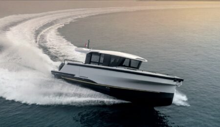 Marcopolo MP12 in navigazione