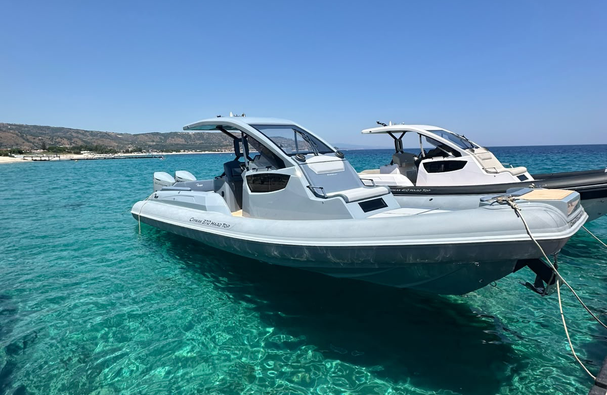 Cayman 37.0 hard top