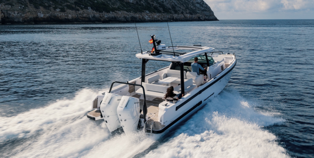 Axopar 38 Sun Top Brabus Line