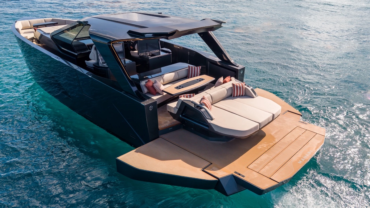 chase boat 15 metri